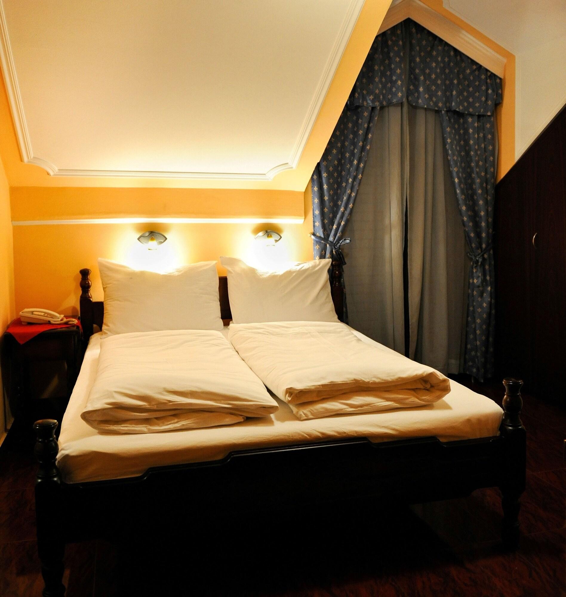 Hotel Evropa Подгорица Екстериор снимка