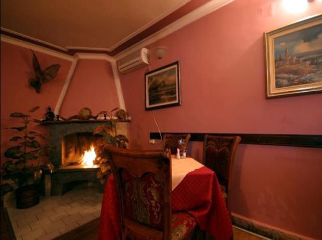 Hotel Evropa Подгорица Ресторант снимка