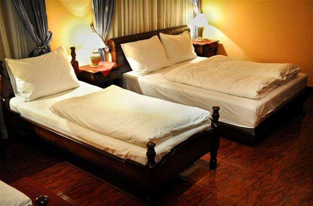 Hotel Evropa Подгорица Стая снимка